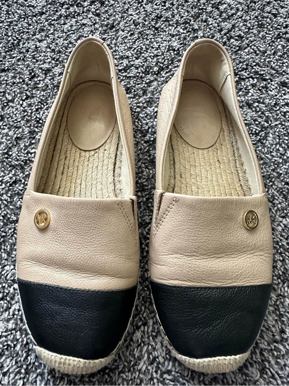 Michael Kors Kendrick Slip Ons Two-Tone Beige and Black Espadrille Flats Size 7